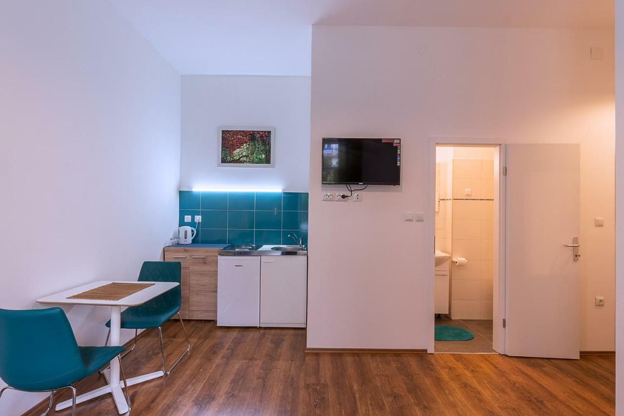 Apartma Bravo *